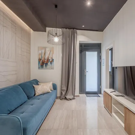 My - Downtown Retreat * Split